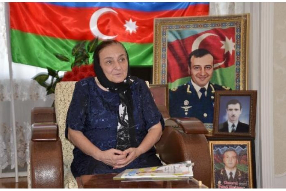 Poladın general yoldaşlarından mənimlə maraqlanan olmayıb — Səmayə Həşimova