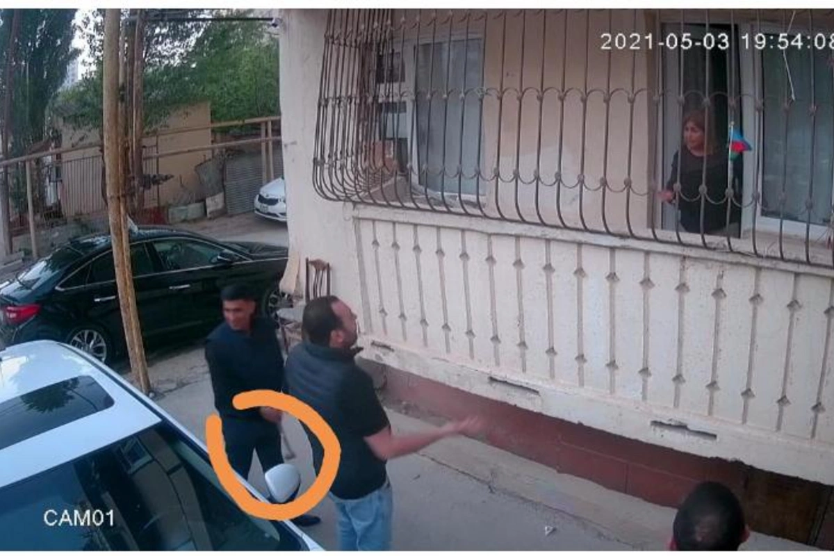 Almaniyada işləyən jurnalistin mülkünə hücum edib, qapısını qırdılar — FOTO+VİDEO