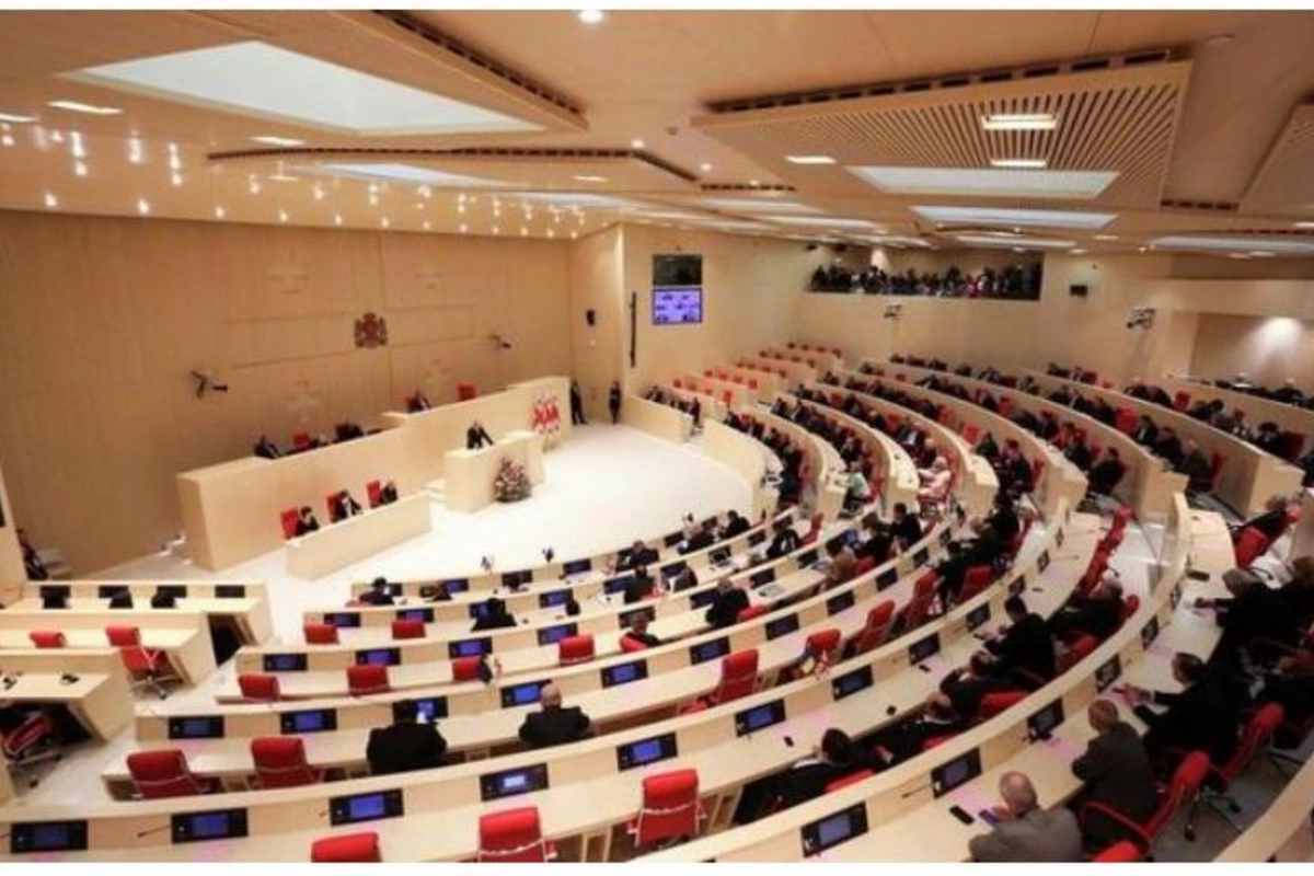 Gürcüstan parlamentinin azərbaycanlı deputatlarının sayı artdı