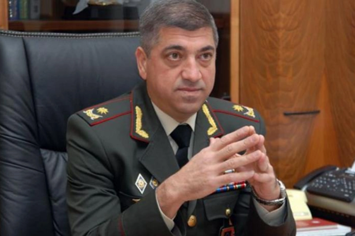 Marketdə məhsulları əzən Rüstəm Orucov general oğludur