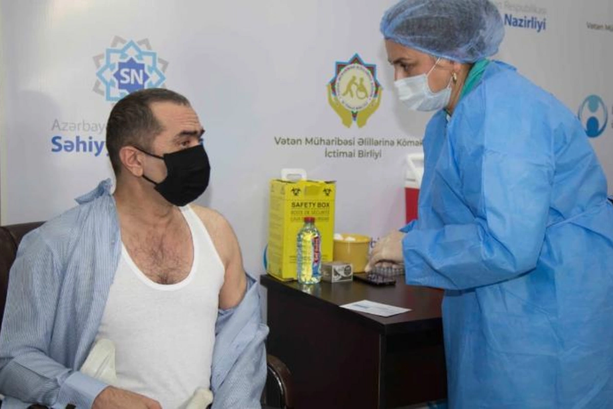 İctimai Birliyin üzvləri peyvənd olundular — FOTOLAR