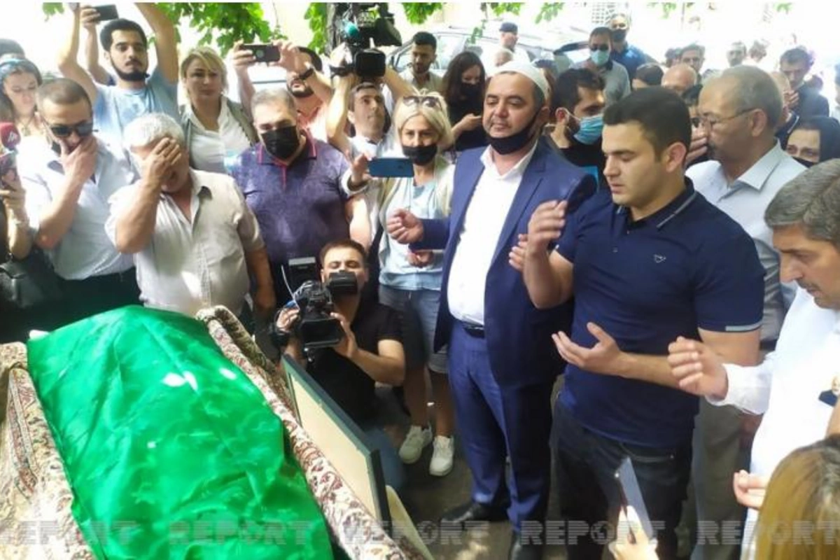 Ramiz Əzizbəyli dəfn olundu — YENİLƏNİB