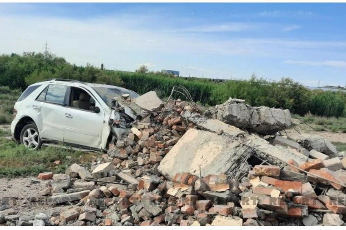 Həkim sükan arxasında infarkt keçirdi — Maşını hasara çırpıldı