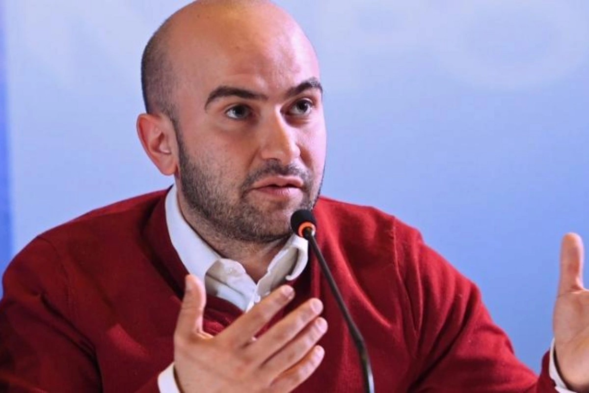 Erməni şərhçi separatçı rejimə yardımlar edib