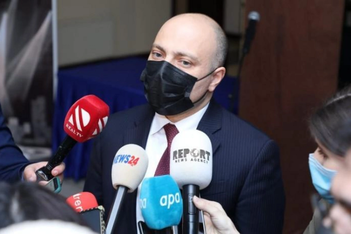 Ermənilərin Şuşadan oğurladıqları xalçaların geri qaytarılması üçün görülən işlər açıqlandı