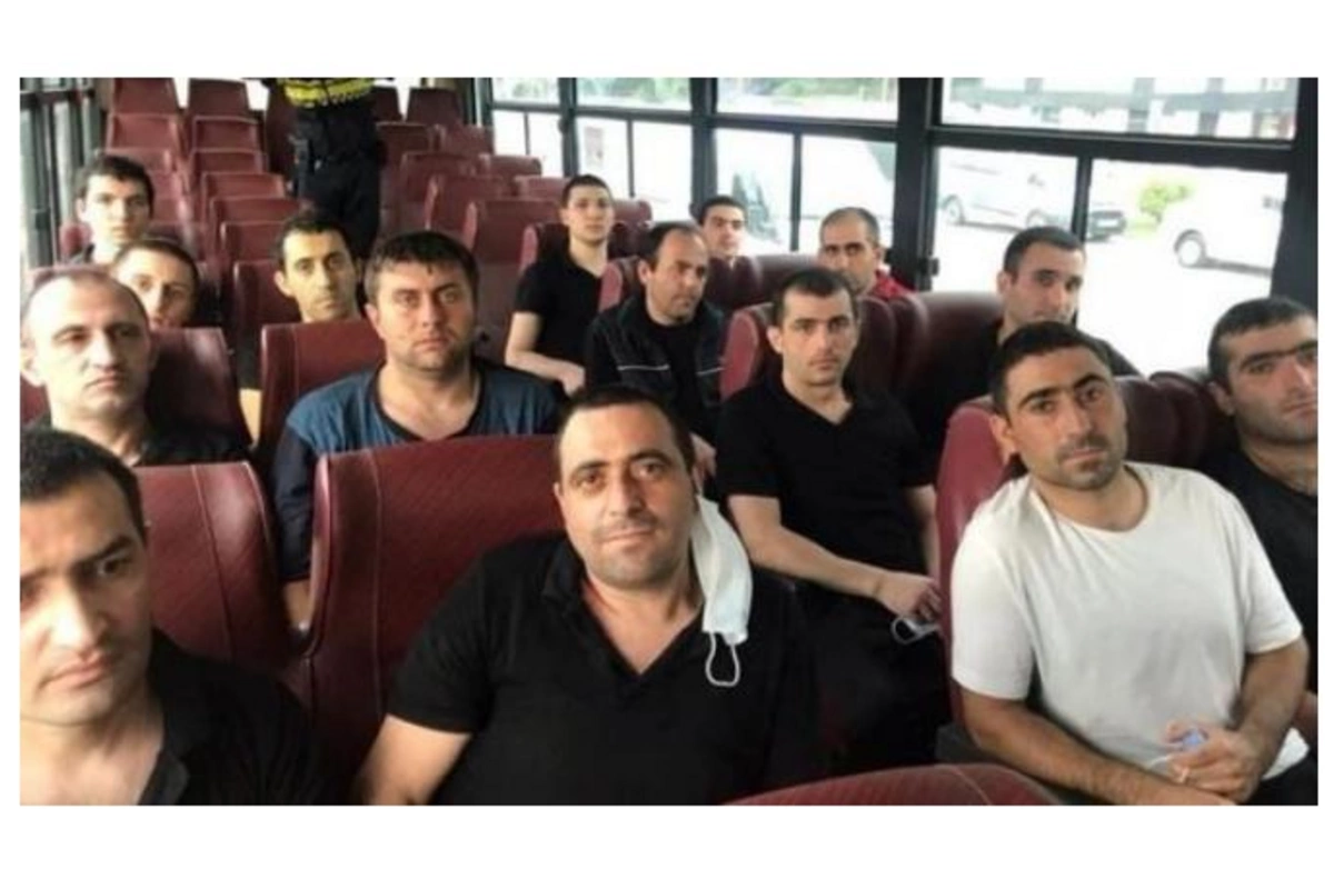 Ermənistana təhvil verilən 15 erməni hərbçi — FOTO