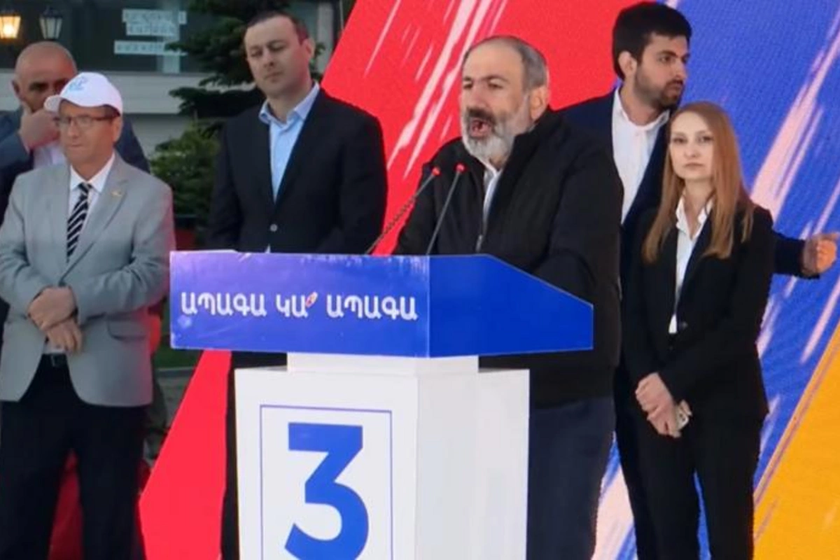 Paşinyan gülünc vəziyyətə düşdü