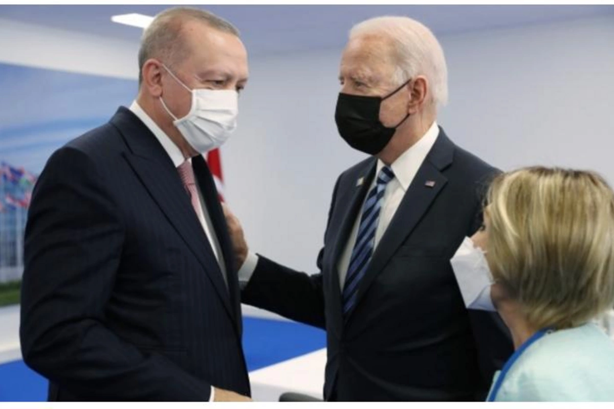 Ərdoğan Baydeni Türkiyəyə dəvət edib