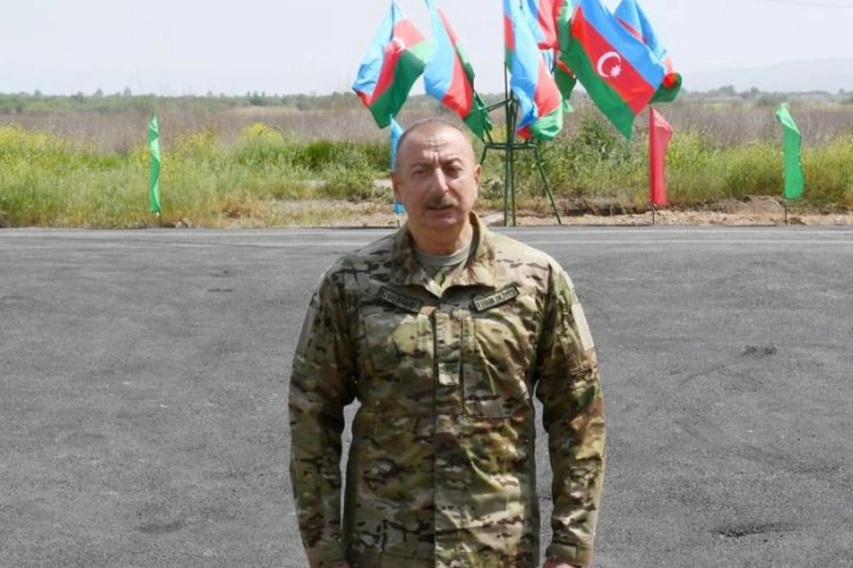 İlham Əliyev: Kim bu durumdan əsəbləşirsə, getsin su içsin