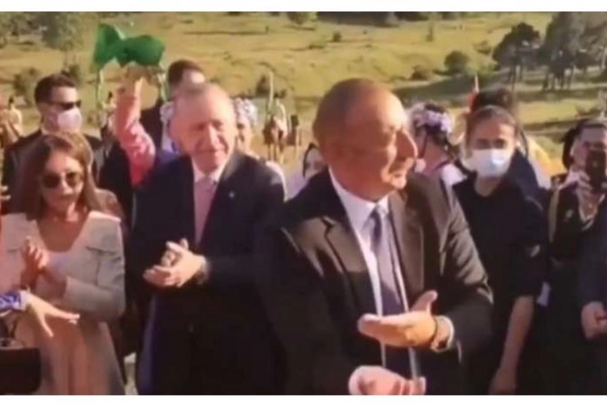 Prezident Cıdır düzündə rəqs etdi — VİDEO