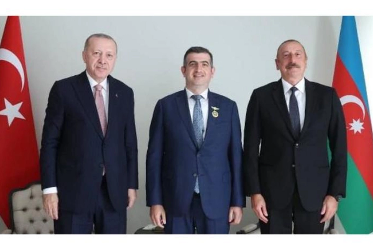 İlham Əliyev Haluk Bayraktarı “Qarabağ” ordeni ilə təltif etdi — FOTO