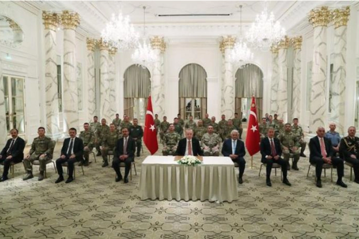 Ərdoğan Ağdamdakı Monitorinq Mərkəzinin türk hərbçiləri ilə görüşdü