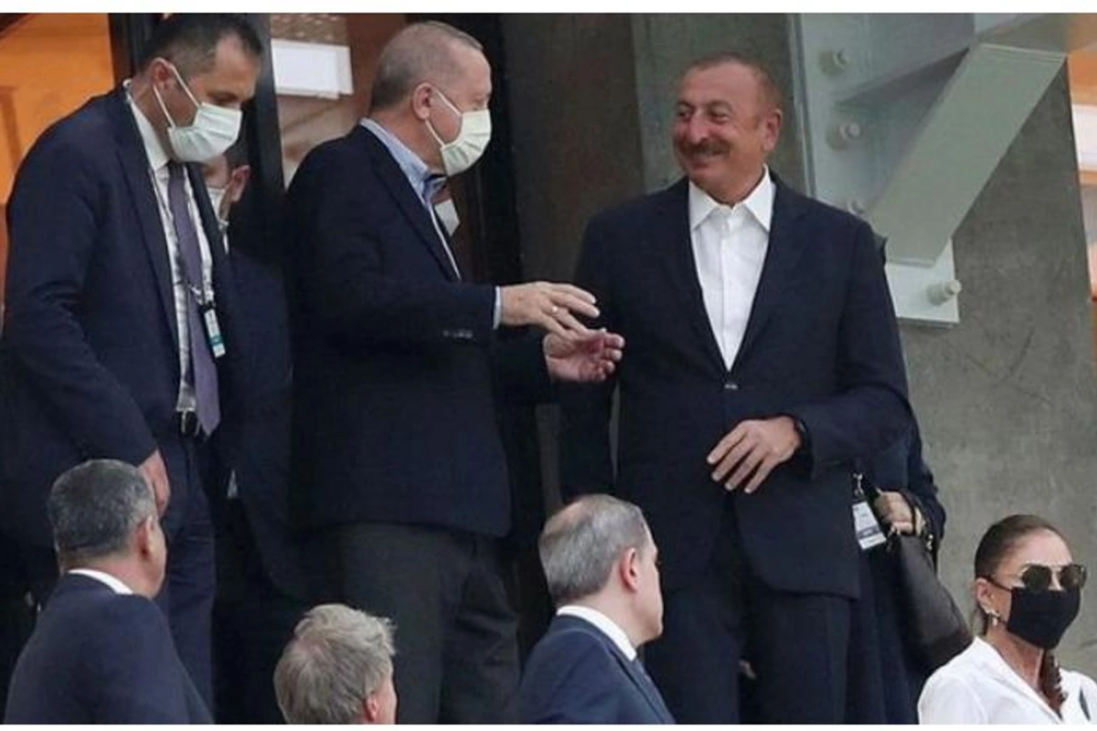 İlham Əliyev və Rəcəb Tayyib Ərdoğan Türkiyə-Uels oyununda — FOTO