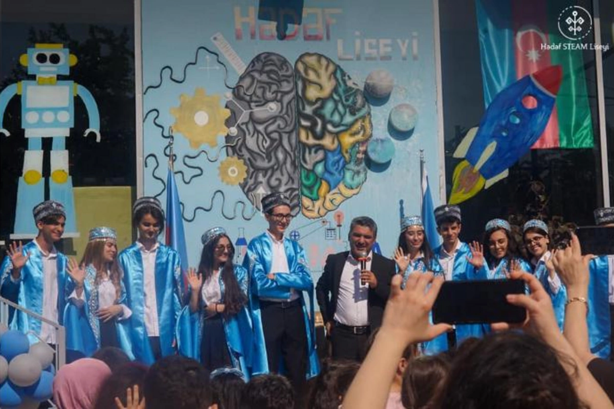 Hədəf liseyindən fərqli məzuniyyət gecəsi — FOTOLAR