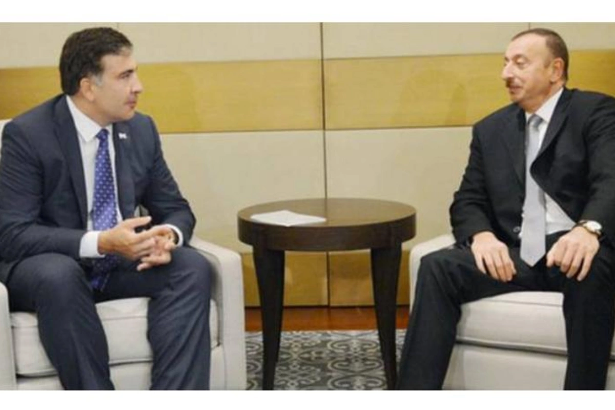 İlham Əliyev təyyarədə mənə dedi ki... — Saakaşvili