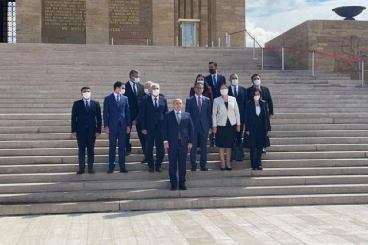 YAP nümayəndə heyəti Türkiyədədir