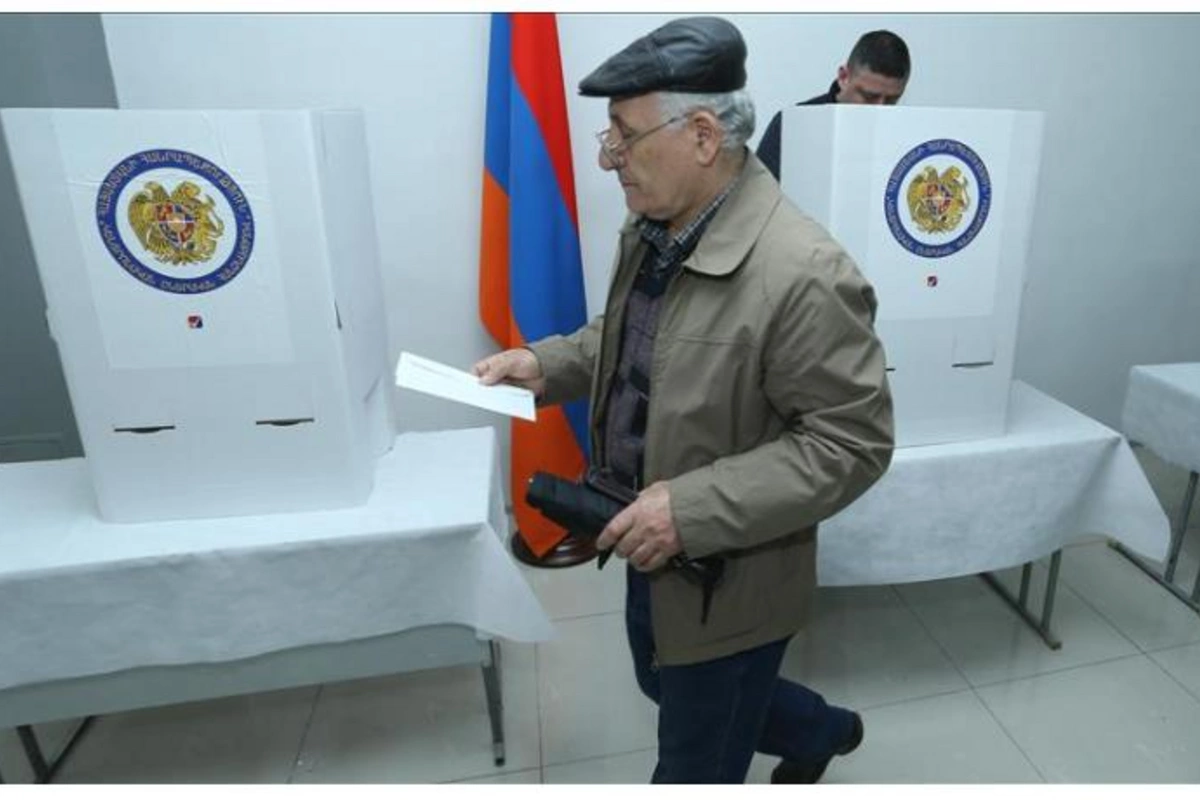 Ermənistanda parlament seçkiləridir