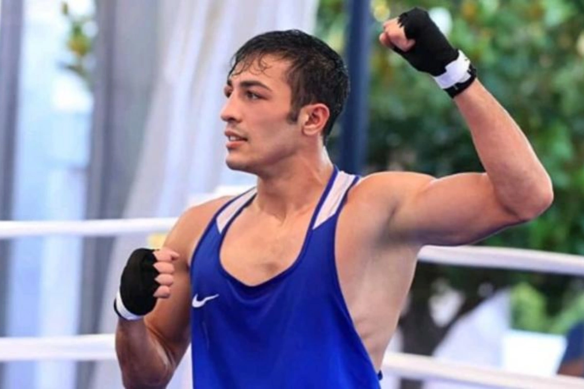 Boksçumuz erməniyə qalib gəlib yarımfinala yüksəldi