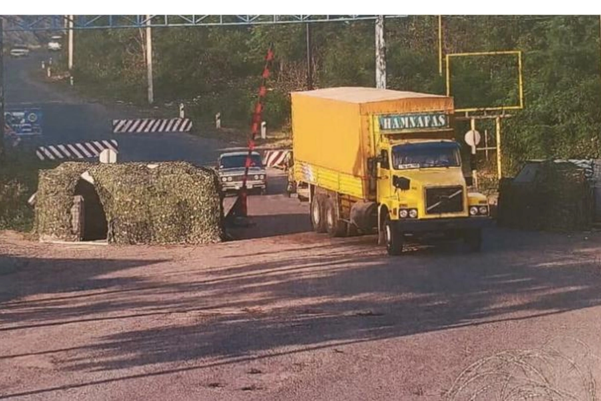 Xankəndiyə İran maşınları axışır: saxta nömrələrlə — FOTO