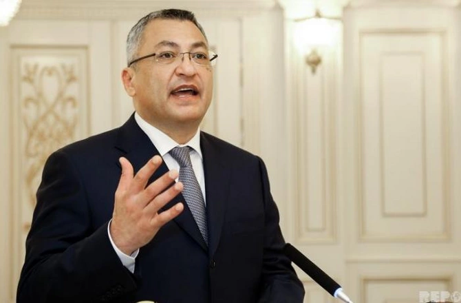 Vəzifəsiz qalacaq məmurlar: Siyahıda nazirdən icra başçısına qədər çox adam var