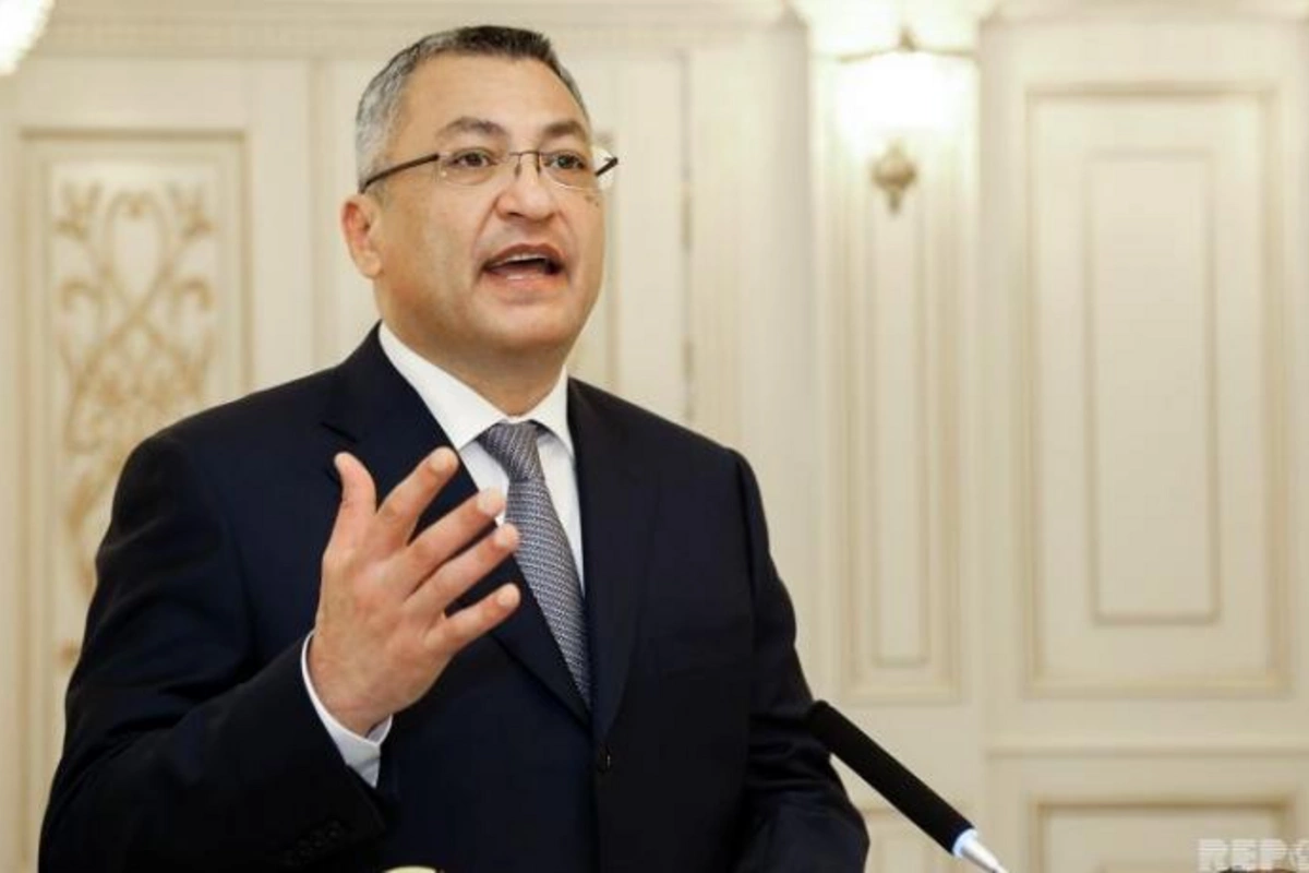 Qaçqınkom vergi borcu olan şirkətlə müvaqilə imzaladı — Daha bir şübhəli tender