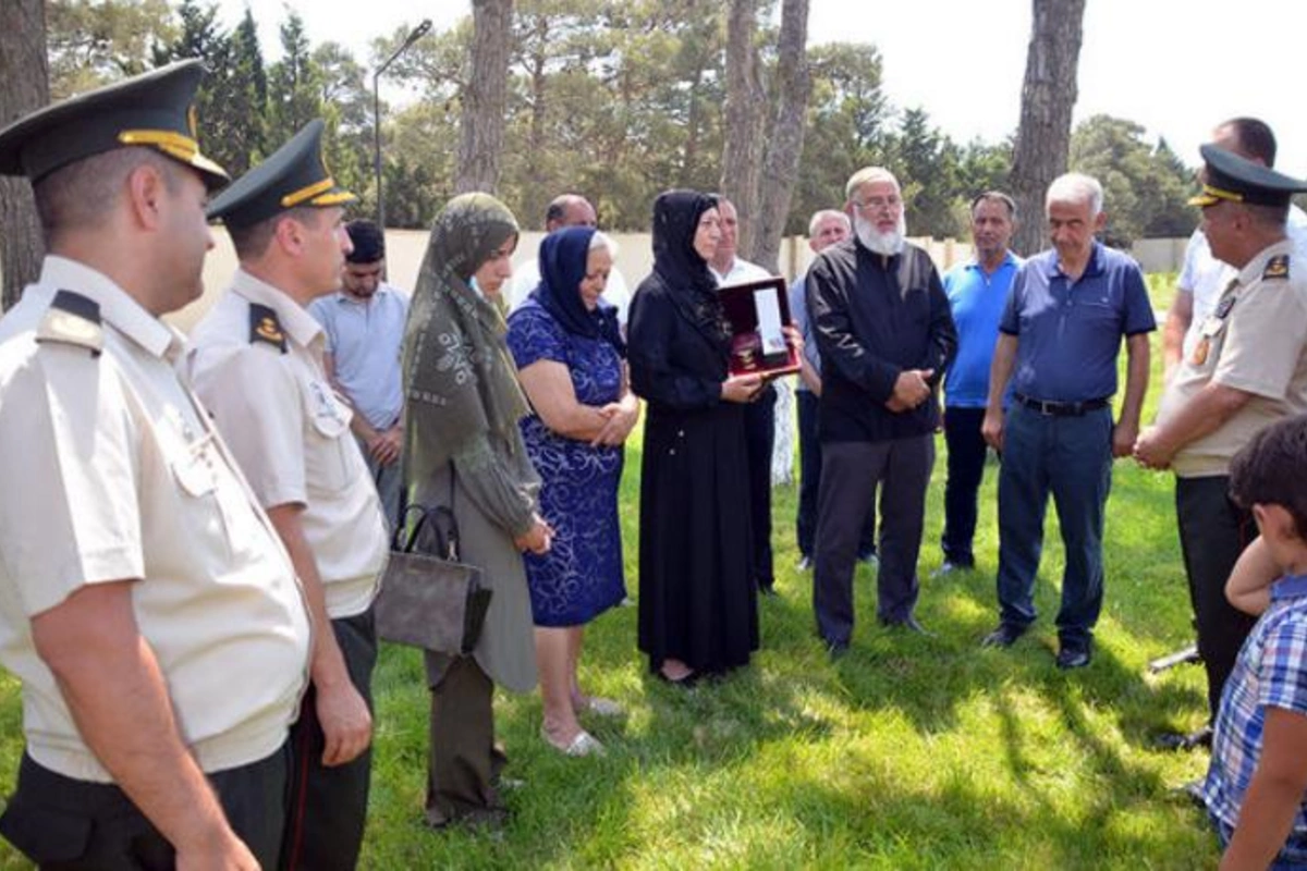 “Qarabağ” ordeni şəhidin ad günündə ailəsinə təqdim edildi — FOTO