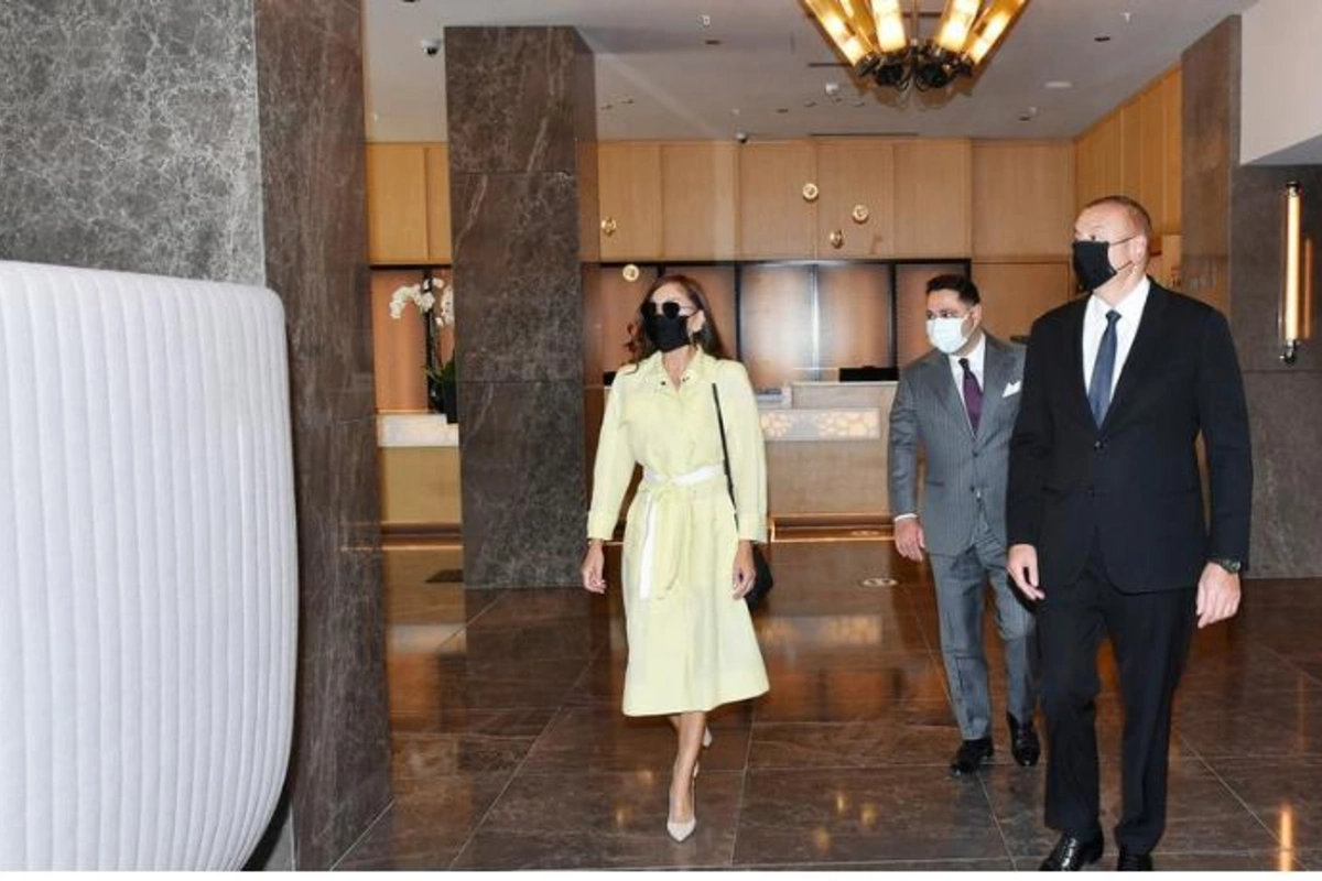 İlham Əliyev və birinci xanım “Courtyard by Marriott Baku” otelinin açılışında iştirak etdilər — FOTOLAR
