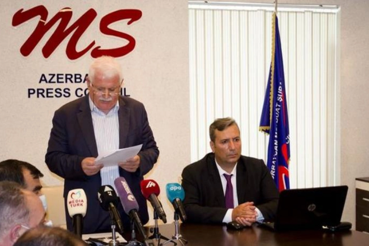 Jurnalistlər xarici media qurumları və beynəlxalq təşkilatlara müraciət qəbul etdi