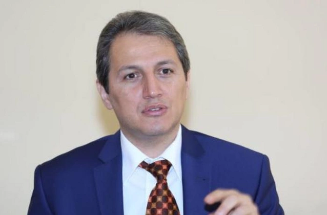 Hüquqşünas: “Gömrük Komitəsi adlı ayrıca quruma ehtiyac yoxdur” Hüquqşünas: “Gömrük Komitəsi adlı ayrıca quruma ehtiyac yoxdur”