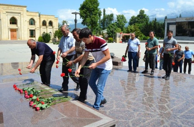 İsmayıllı melioratorları peşə bayramlarını qeyd ediblər — FOTOLAR