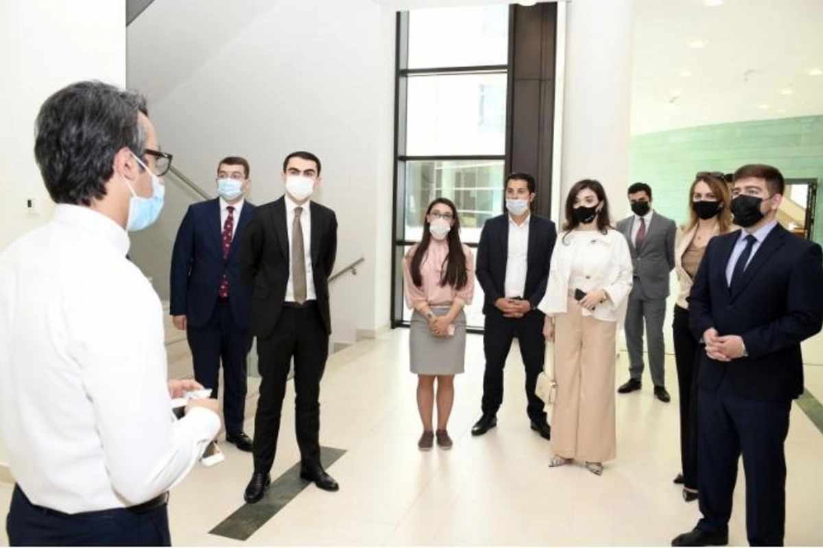 ADA Universitetində YAP Gənclər Birliyinin üzvləri ilə görüş keçirildi — FOTO