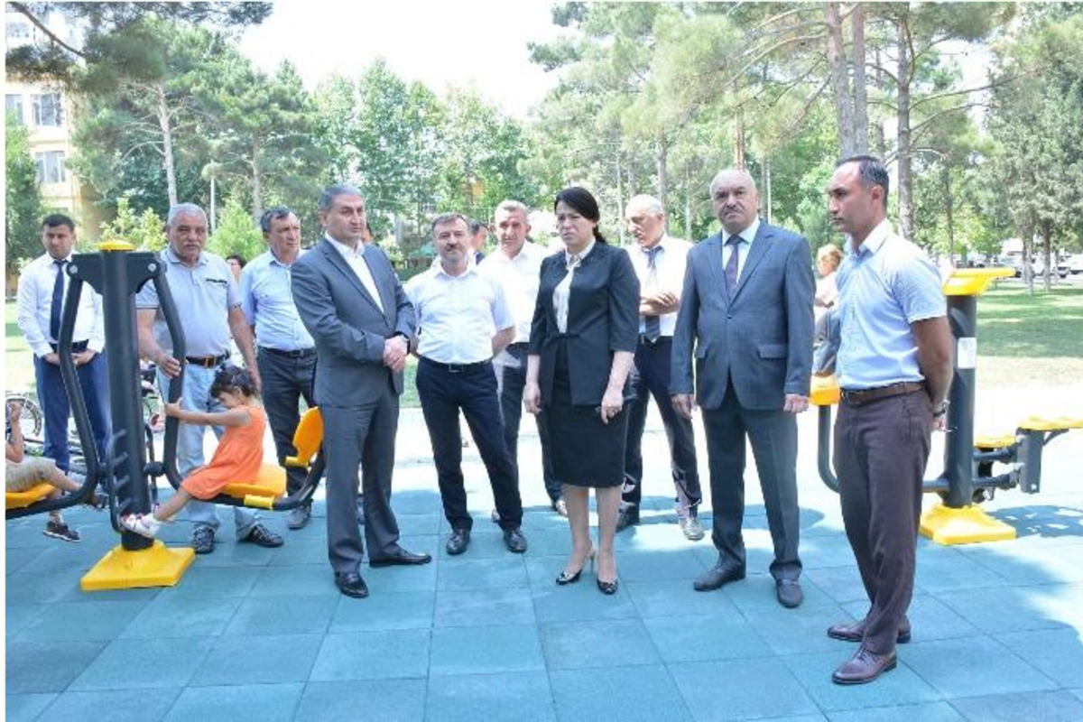 Xırdalanda açıq havada idman meydançası yaradıldı — FOTOLAR