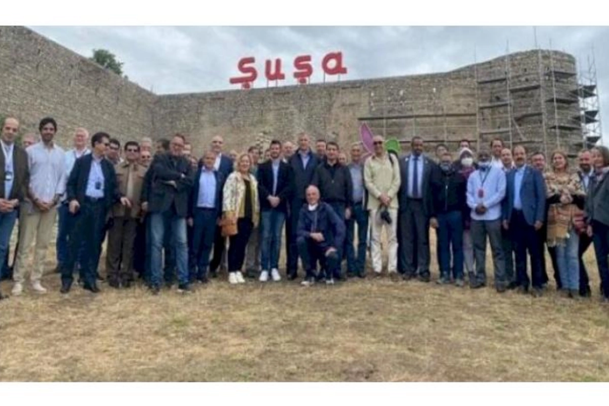 Hikmət Hacıyev Şuşa səfəri ilə bağlı paylaşım etdi — FOTO