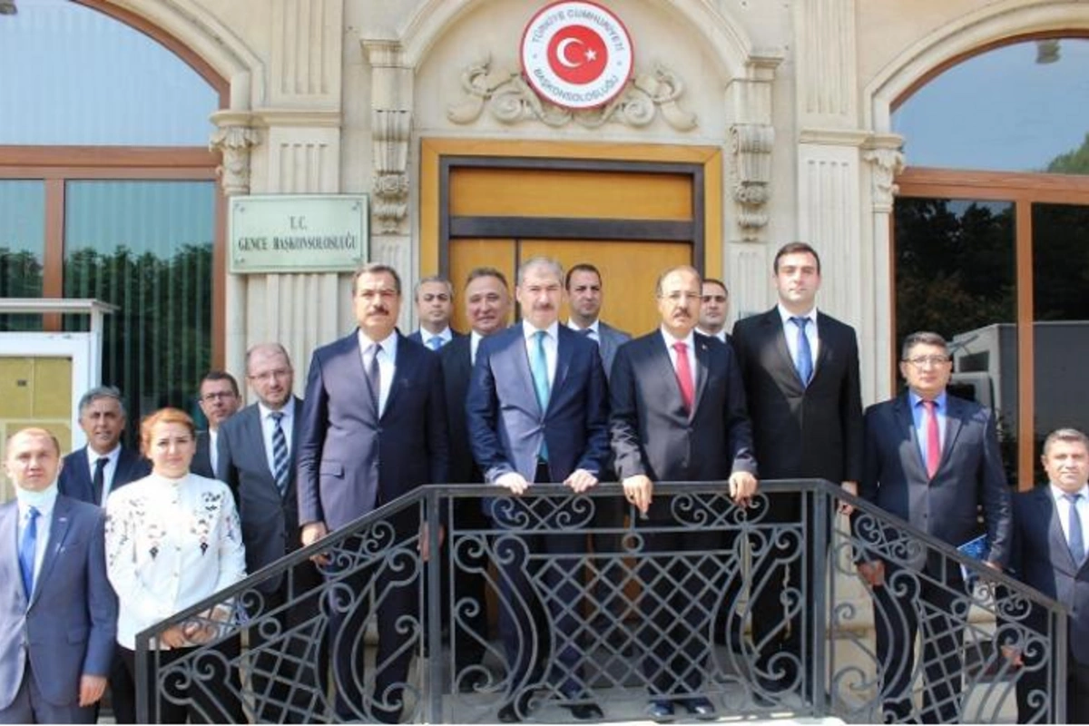 Türkiyənin səfirinin Gəncəyə rəsmi səfəri — FOTOLAR