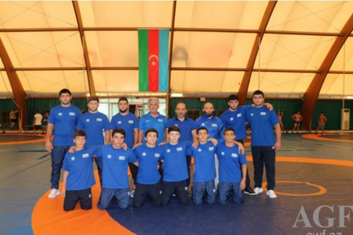 Güləşçilərimiz dünya çempionatına yollandı