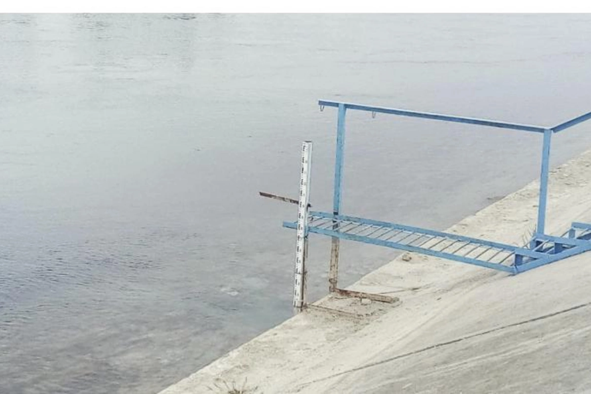 Bakıda uşaq su kanalında boğuldu