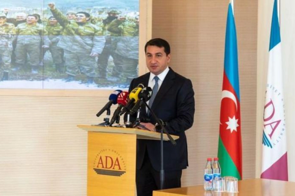 Hikmət Hacıyev: “Azərbaycan bölgədə yeni Cənubi Qafqaz regionunun qurulmasına çalışır”