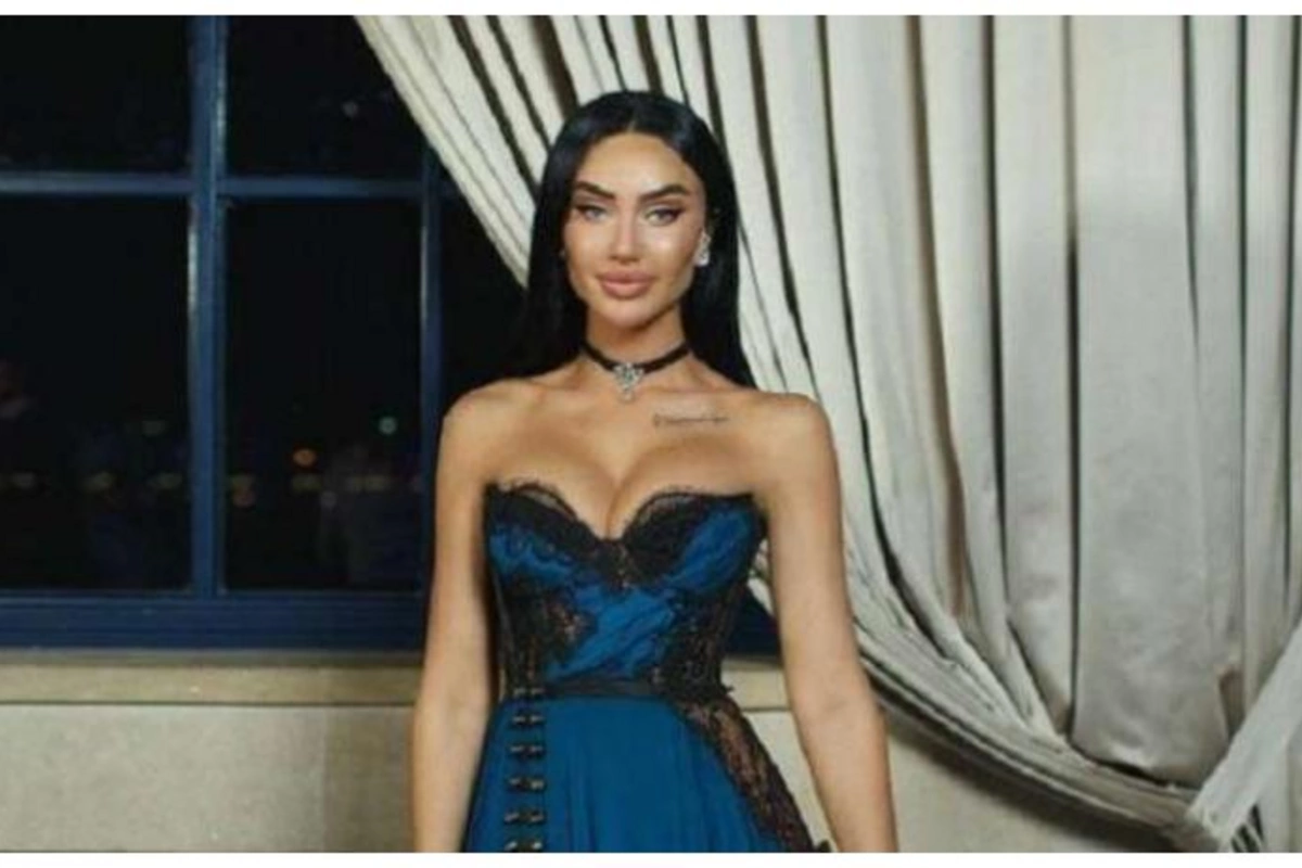 Dubayda yaşayan azərbaycanlı dizayner açıq-saçıq geyimdə dini paylaşım etdi — FOTO