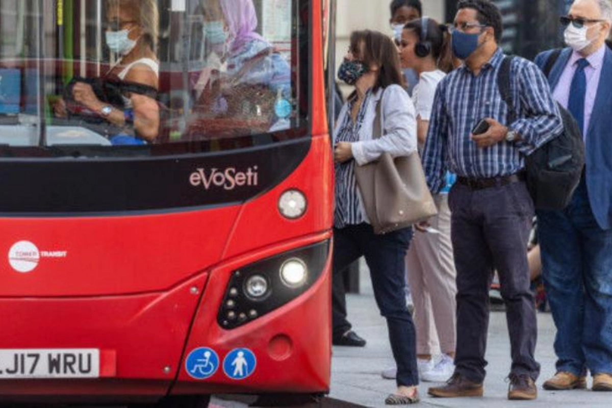 Britaniyada koronavirusun yeni ştammı tapıldı