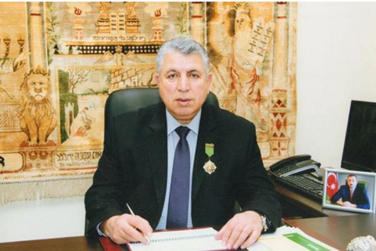 Dövlət başçısı dini icma sədrini təltif etdi