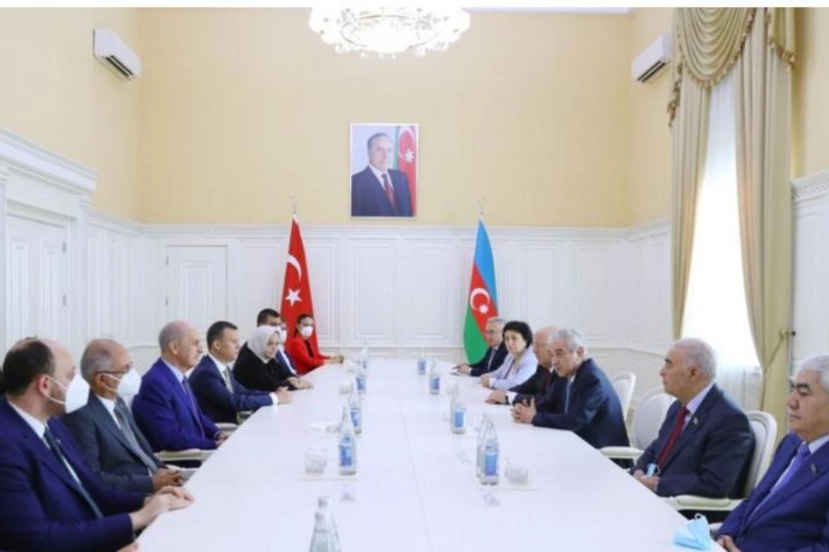 Əli Əhmədov: Bu gün Azərbaycan və Türkiyə dövlətləri tarixlərinin ən şərəfli dövrünü yaşayır
