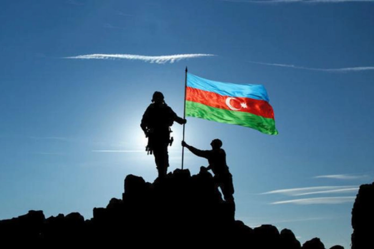 Azərbaycanda Dövlət Bayrağı Günüdür