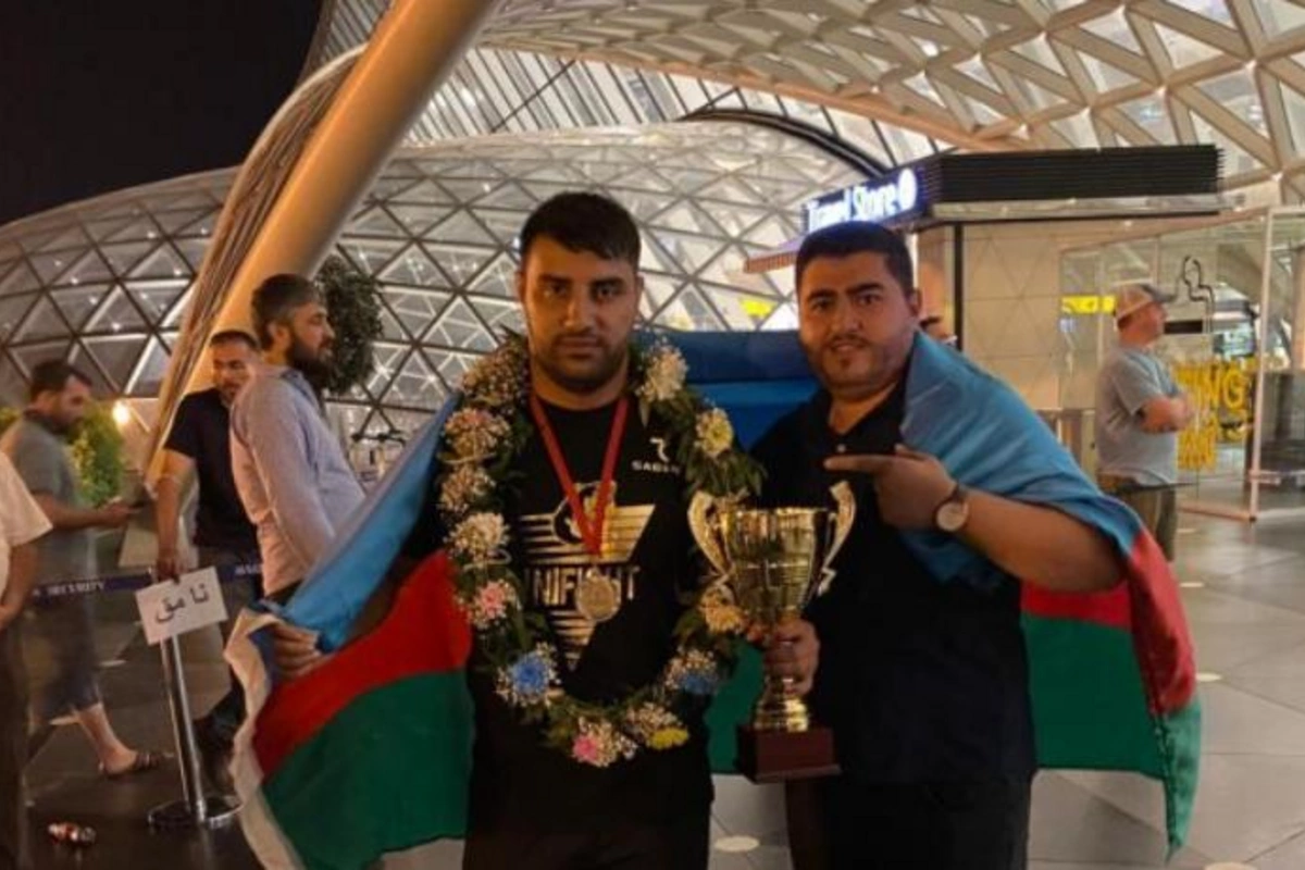 Qələbəsini Qarabağda şəhid olan qəhrəmanlara həsr edən dünya çempionu — FOTOLAR