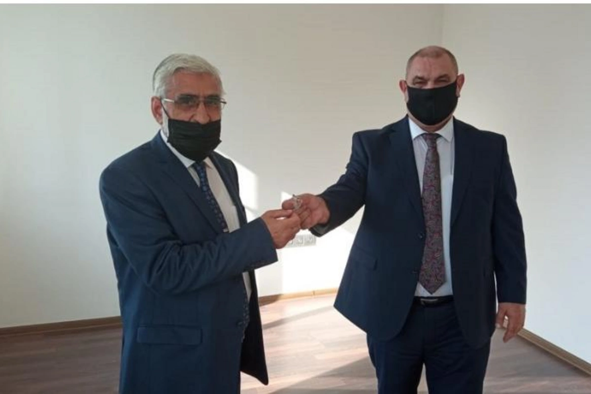 Azərbaycanda daha 2 siyasi partiyaya ofis verildi — FOTO