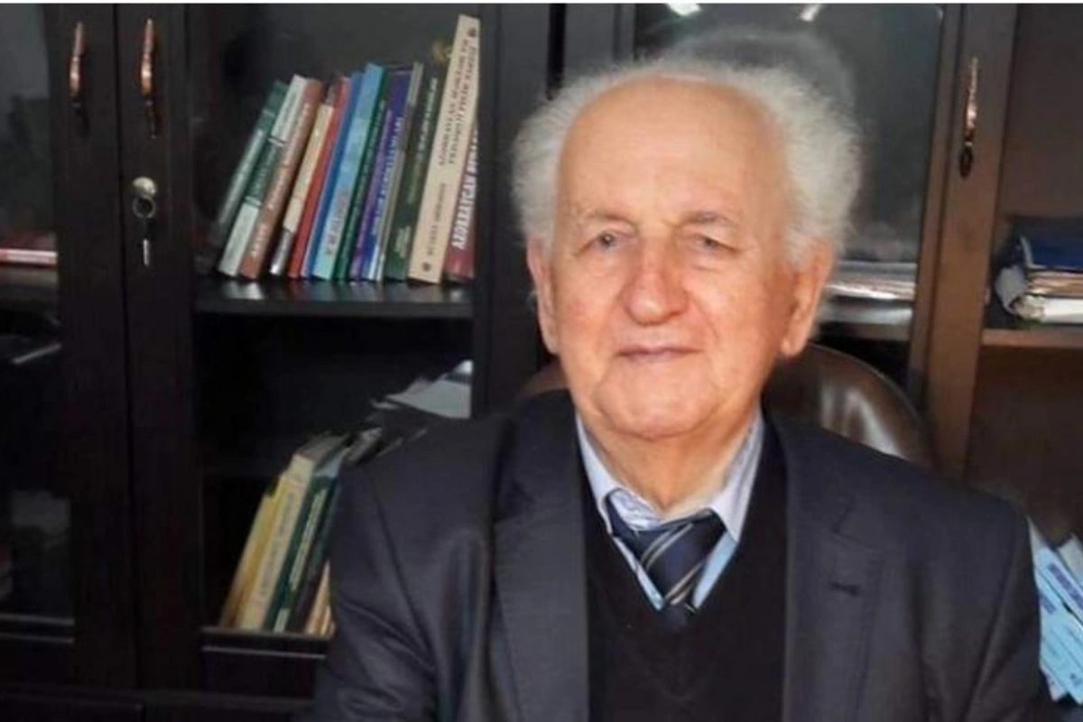 Əlifba kitabının müəllifi vəfat etdi