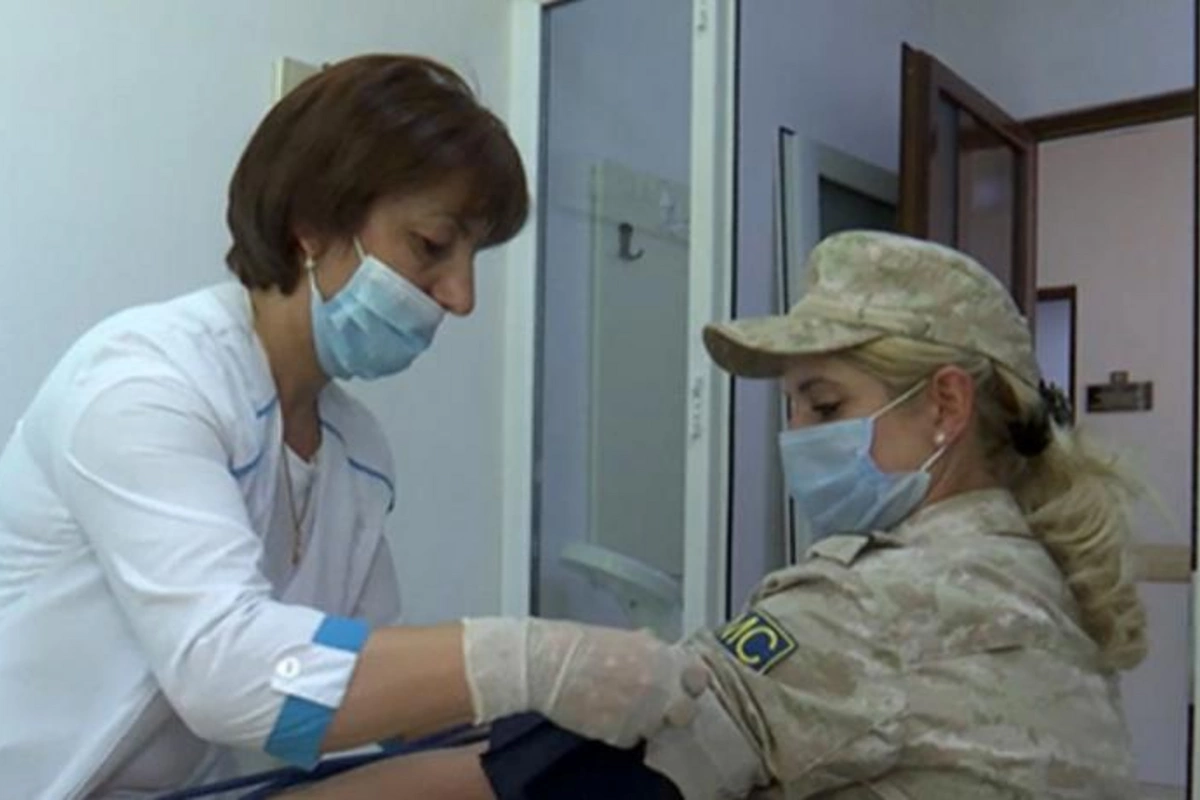 Rus sülhməramlıları ermənilərə 40 litr qan hədiyyə etdi