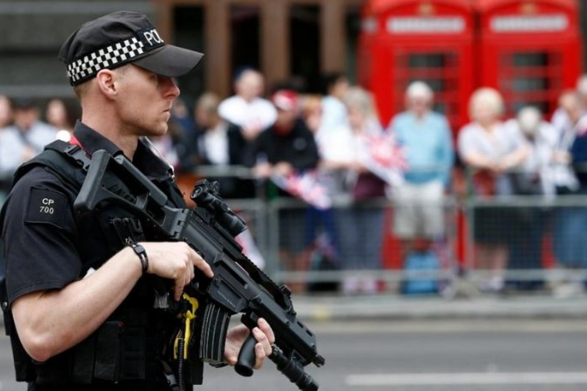 Britaniyada atışma zamanı 6 nəfər öldürüldü