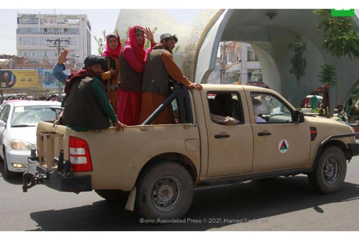 “Taliban” kişiləri saqqal saxlamağa məcbur etməyəcək