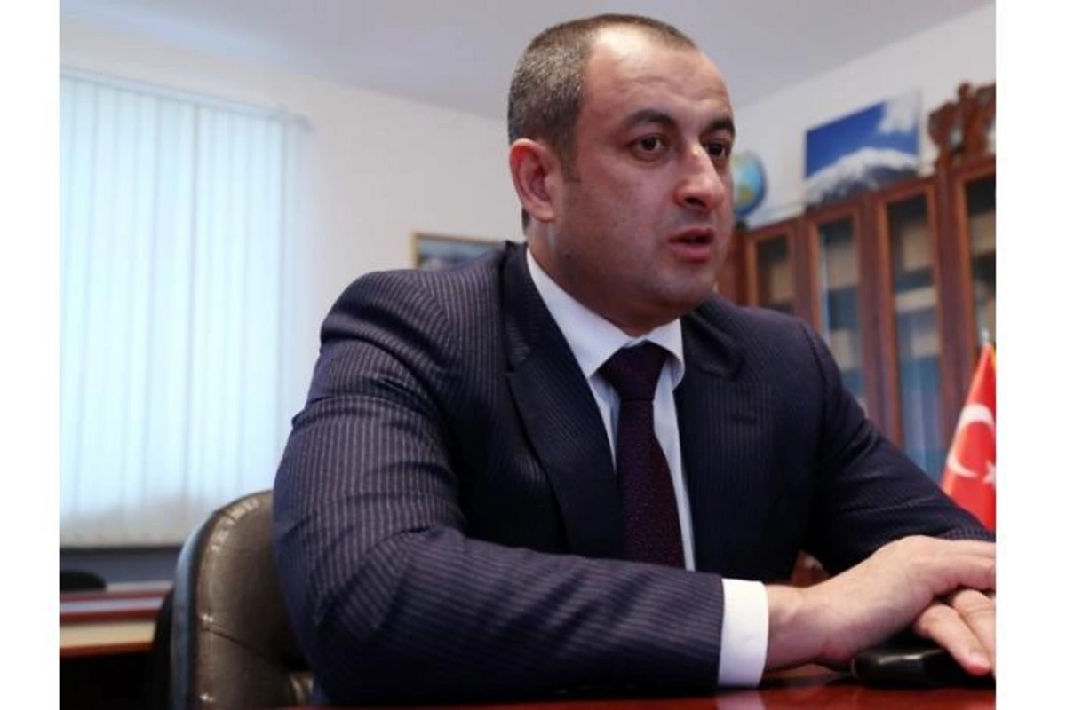 Sakinlər Adil Əliyevin adı hallanan şirkətə görə yolu bağladılar, obyekti yandırmağa cəhd etdilər — VİDEO