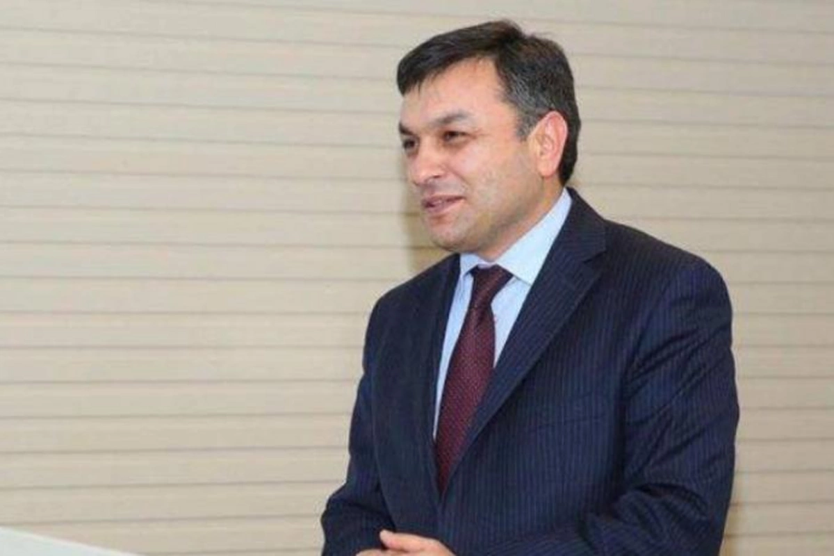 Eldar Əzizov töhmət verdi: İcra başçısı onu işdən çıxardı